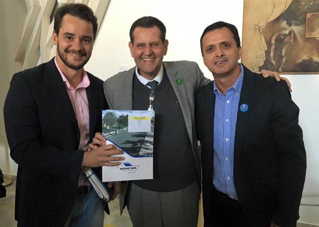 13567277_544546335732844_2794594527780676777_n