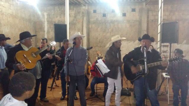 e3f85fdb-c5e3-4165-af04-93b57a30d3a1