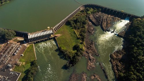 SALTO GRANDE, SP, 2017-07-12: Fotos aereas da UHE de Salto Grande. (Foto: Henrique Manreza)